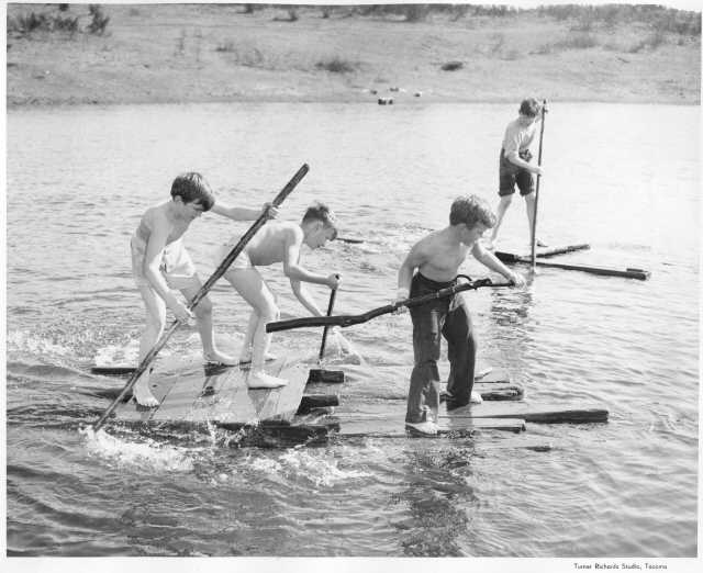 Dad on a raft - TPL file